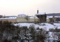 /album/fotogalerie-ceske-farmaceuticke-muzeum-hospital-kuks/pos4fc4d9-kuks-v-zima-jpg/