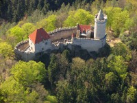 /album/fotogalerie-hrad-kokorin-romanticka-hradni-zricenina/hrad-kokorin-jpg2/