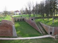 /album/fotogalerie-cyklostezka-z-ceske-skalice-na-kuks-za-matyasem-bernardem-braunem/josefov-pevnost-1-jpg/