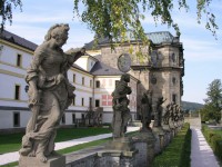 /album/fotogalerie-cyklostezka-z-ceske-skalice-na-kuks-za-matyasem-bernardem-braunem/sochy-jpg/