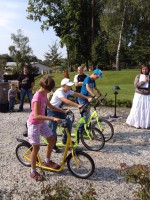 /album/fotogalerie-zabavni-park-a-sportcentrum-detsky-raj-na-zamku-berchtold/kolobezk-jpg/