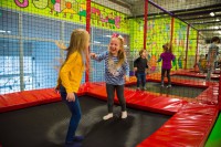 /album/fotogalerie-beckiland-rodinne-zabavni-centrum-pro-deti/trampoliny1-jpg2/