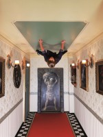 /album/fotogalerie-zrcadlovy-labyrint-v-prizemi-divadla-pavla-koziska/zrcadlovy-labyrint-antigravitacni-mistnost-jpg1/