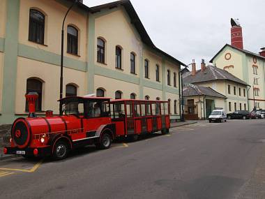 Ekovláčkem z Benešova do Konopiště