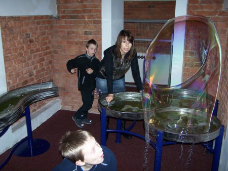 atlantis-center-dum-zazitku-matematicko-fyzikalni-interaktivni-expozice