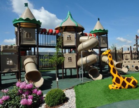funpark-zirafa-venkovni-zahrada
