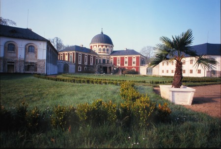 zamek-veltrusy