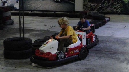 beckiland-rodinne-zabavni-centrum-pro-deti - motokary